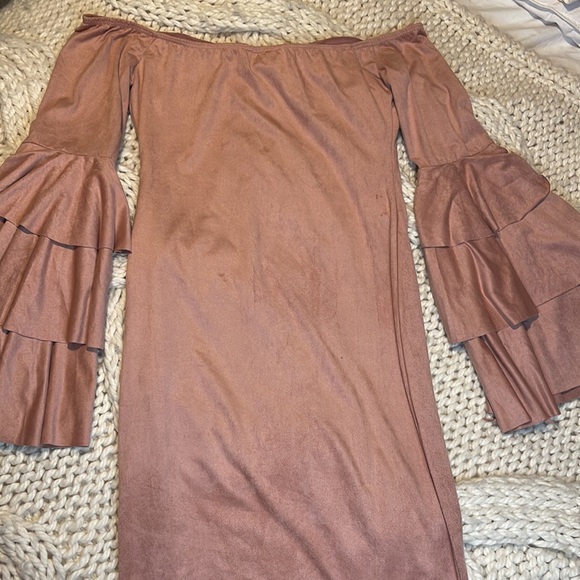 Dress - Picture 2 of 3